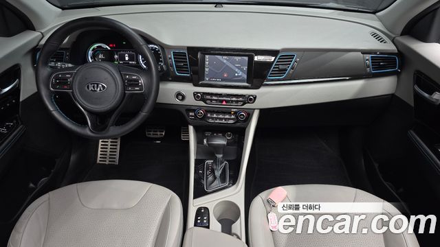 Kia Niro 2019 — photo 10