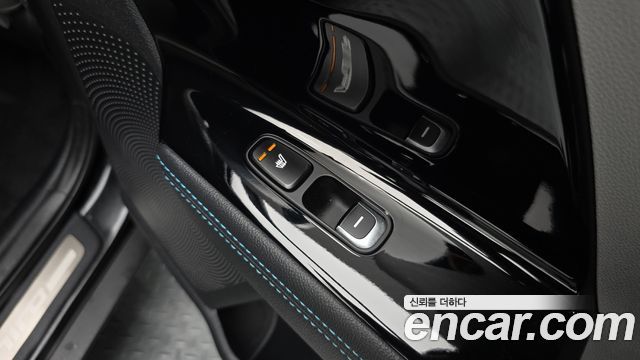 Kia Niro 2019 — photo 25