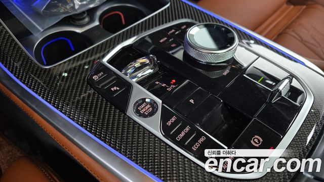 BMW X7 2025 — photo 9