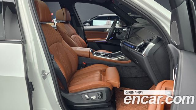 BMW X7 2025 — photo 10