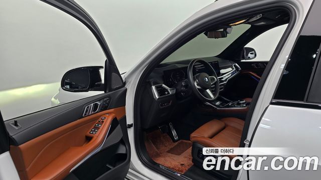 BMW X7 2025 — photo 11