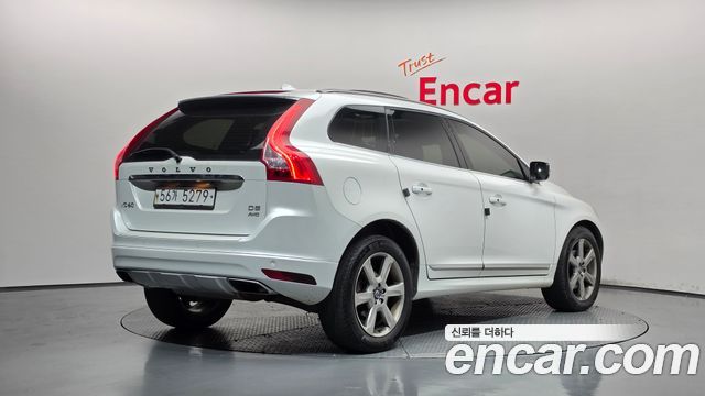 Volvo XC60 2014 — photo 2