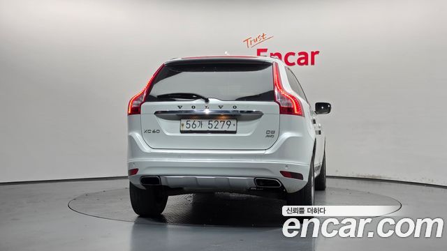 Volvo XC60 2014 — photo 4