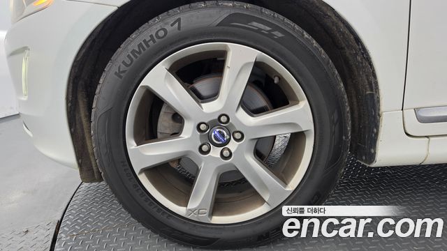 Volvo XC60 2014 — photo 5