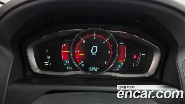 Volvo XC60 2014 — photo 8
