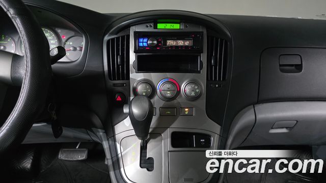 Hyundai Starex 2010 — photo 14