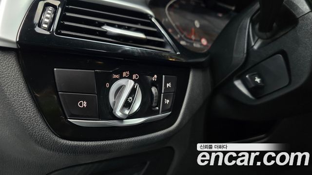 BMW Gran Turismo 2022 — photo 13
