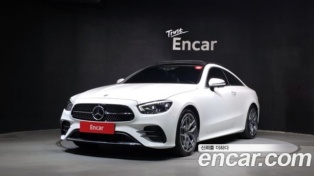 Mercedes-Benz E-Class 2023 — photo 1