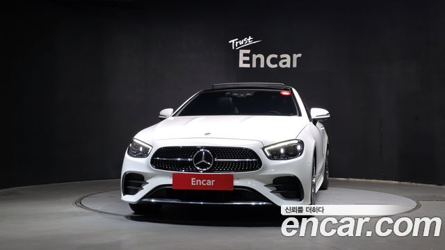 Mercedes-Benz E-Class 2023 — photo 3