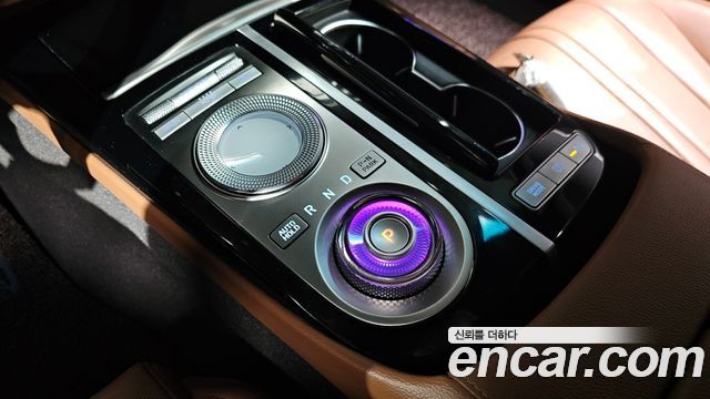 Genesis G80 2022 — photo 12