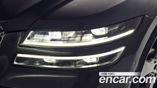 Genesis G80 2022 — photo 8