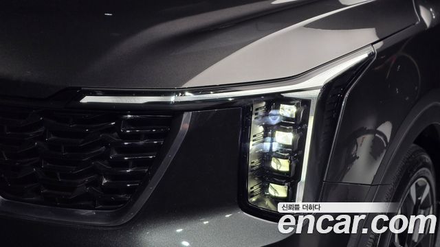 Kia Sorento 2024 — photo 8