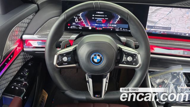 BMW 7-Series 2024 — photo 13
