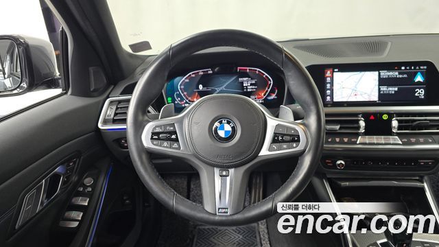 BMW 3-Series 2021 — photo 13