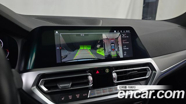 BMW 3-Series 2021 — photo 15