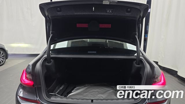 BMW 3-Series 2021 — photo 20