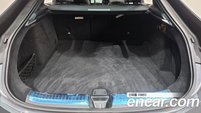 Mercedes-Benz GLE-Class 2021 — photo 23