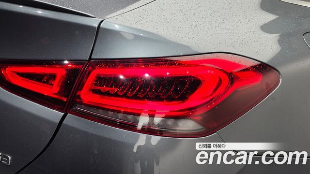 Mercedes-Benz GLE-Class 2021 — photo 9