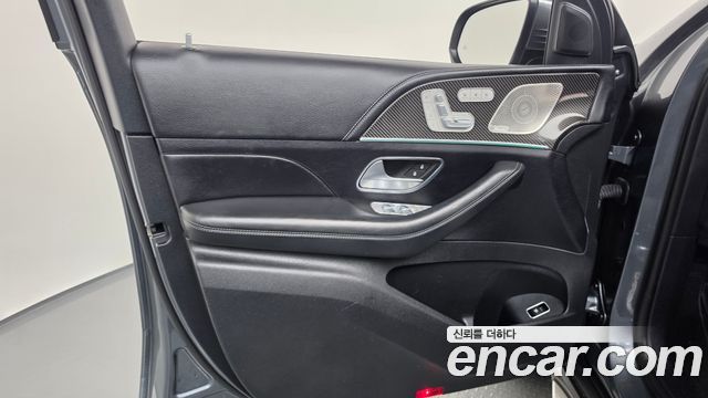 Mercedes-Benz GLE-Class 2021 — photo 14