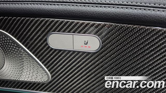 Mercedes-Benz GLE-Class 2021 — photo 29