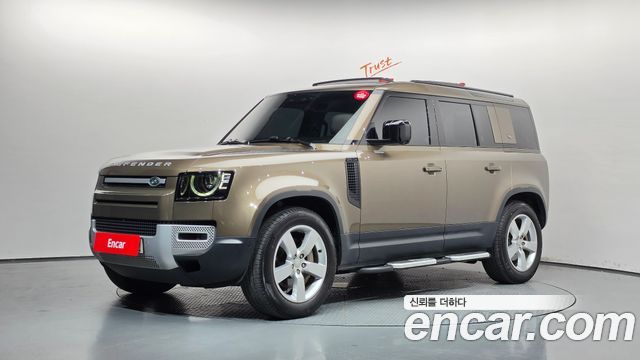 Land Rover Defender 2023 — photo 1