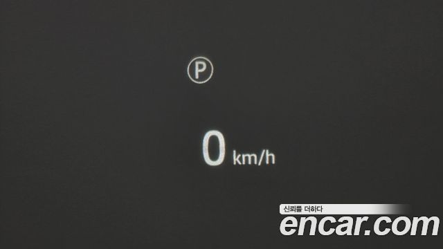 Land Rover Defender 2023 — photo 17