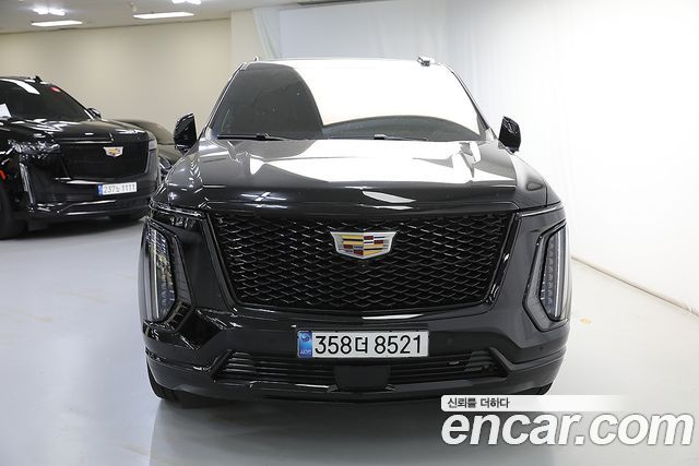 Cadillac Escalade 2025 — photo 1
