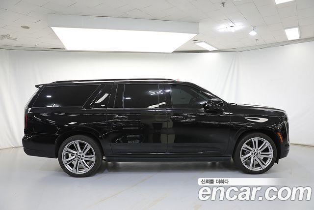 Cadillac Escalade 2025 — photo 3