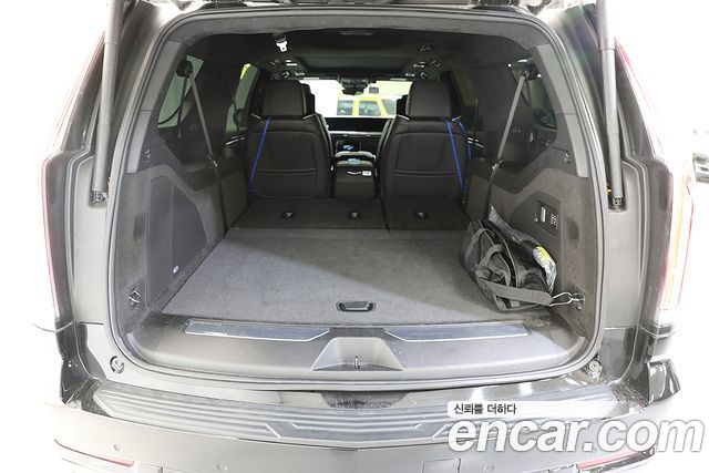 Cadillac Escalade 2025 — photo 5
