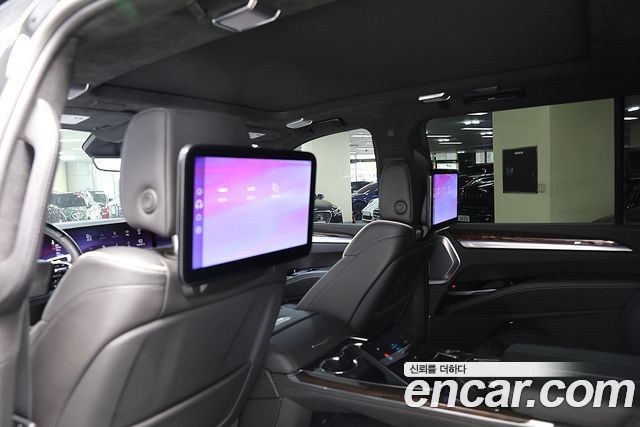 Cadillac Escalade 2025 — photo 9