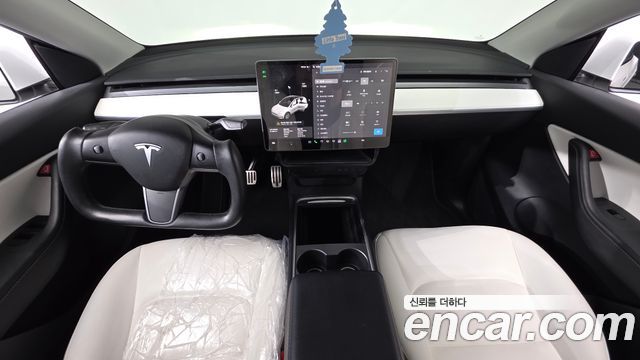 Tesla Model Y 2021 — photo 10
