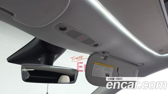Tesla Model Y 2021 — photo 27
