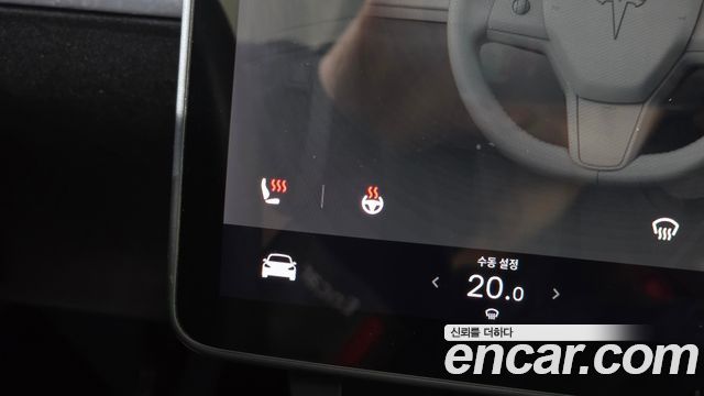 Tesla Model Y 2021 — photo 30