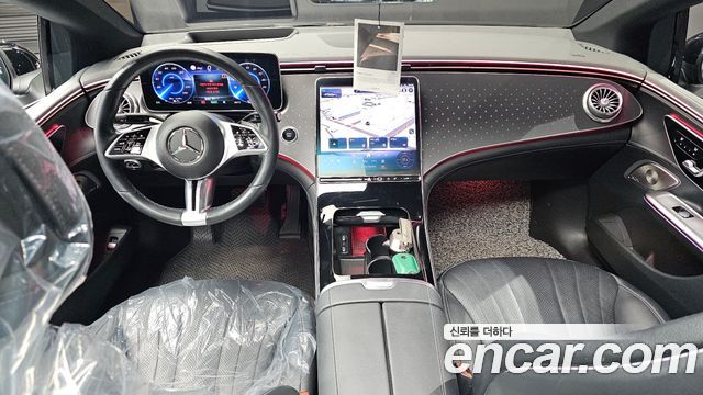Mercedes-Benz EQE 2022 — photo 10