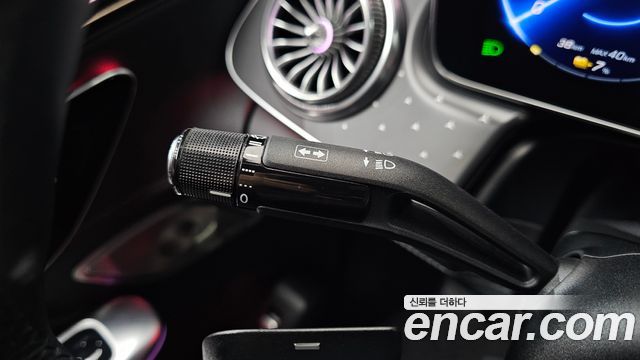 Mercedes-Benz EQE 2022 — photo 29