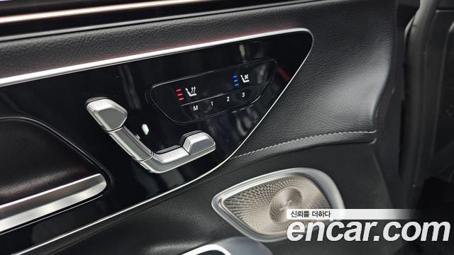 Mercedes-Benz EQE 2022 — photo 30