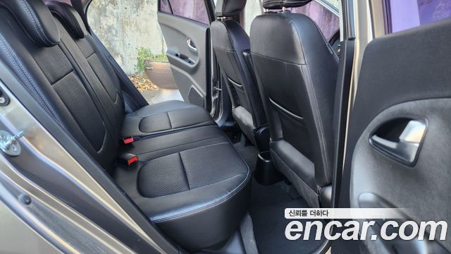 Kia morning 2012 — photo 11