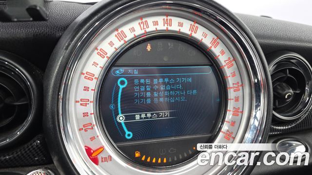 Mini Cooper 2012 — photo 13