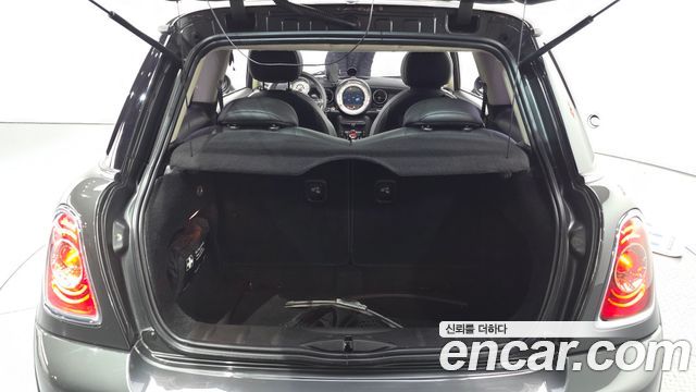 Mini Cooper 2012 — photo 17