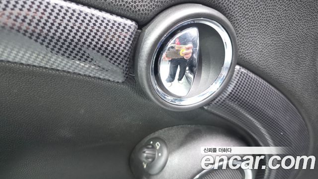 Mini Cooper 2012 — photo 18