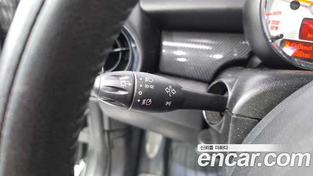 Mini Cooper 2012 — photo 20