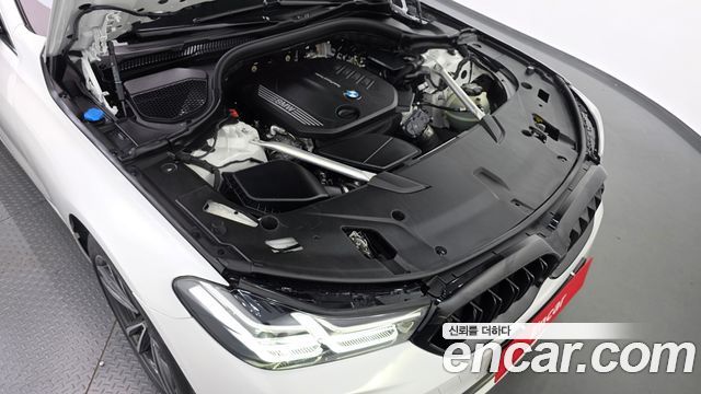 BMW Gran Turismo 2023 — photo 6