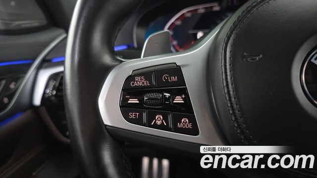 BMW Gran Turismo 2023 — photo 16