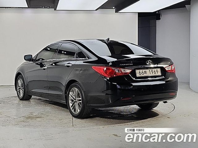 Hyundai Sonata 2013 — photo 3