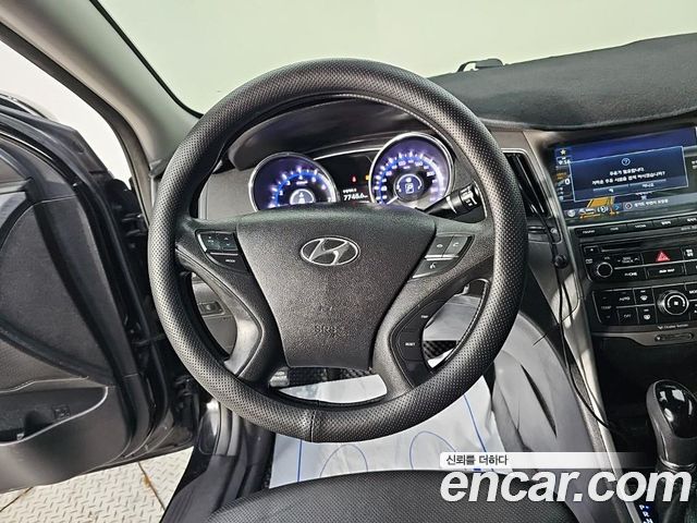 Hyundai Sonata 2013 — photo 9