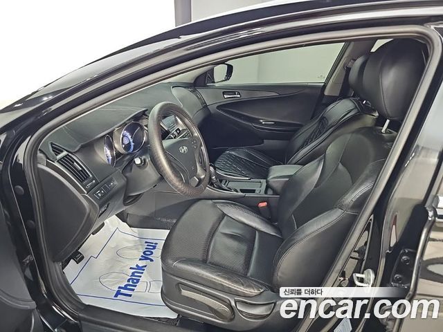 Hyundai Sonata 2013 — photo 11