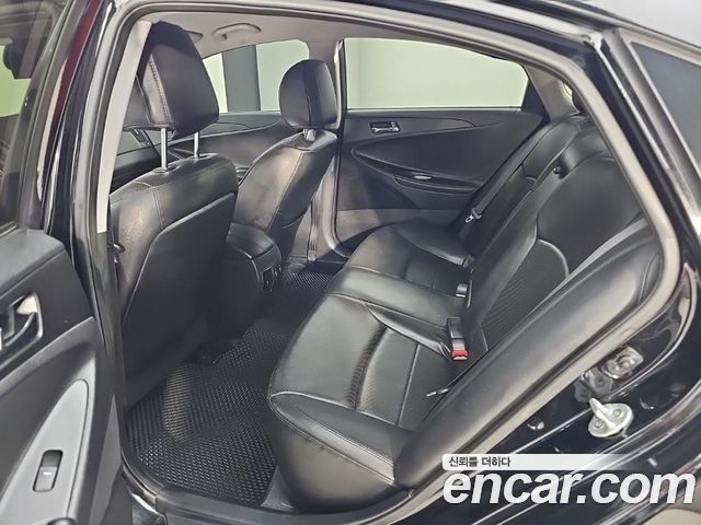 Hyundai Sonata 2013 — photo 12