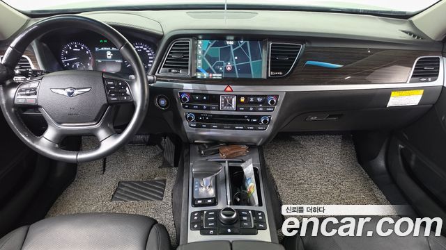 Genesis G80 2018 — photo 10