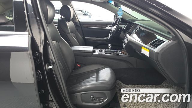 Genesis G80 2018 — photo 16