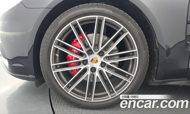 Porsche Panamera 2018 — photo 5